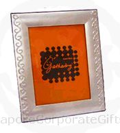 Exclusive Metal Photo Frame (5R)